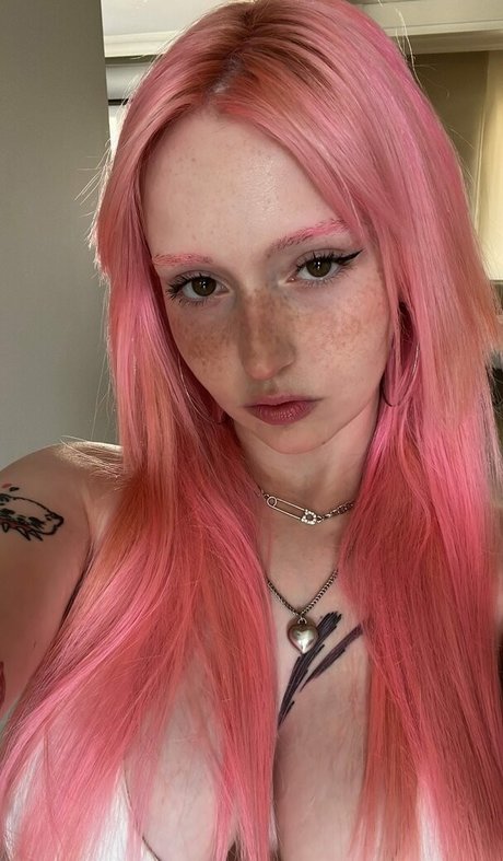 ilayserah pretty model archive