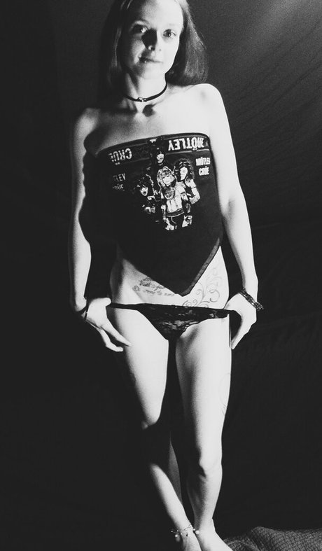 petitepixie69 pornstar sexy img