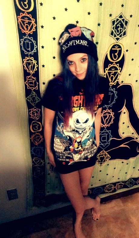 petitepixie69 art actress gallery