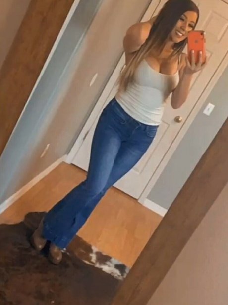 Bambixoxo22 model nudes picture