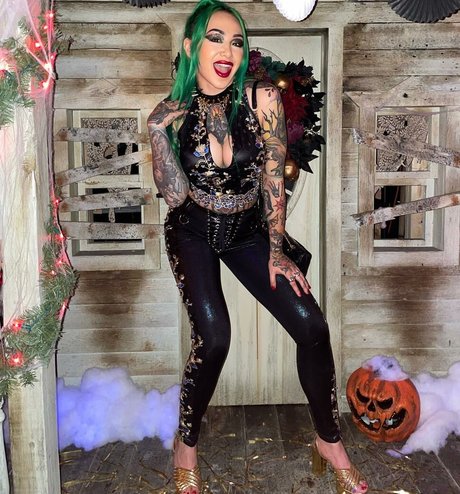 WWE Shotzi model nudes img