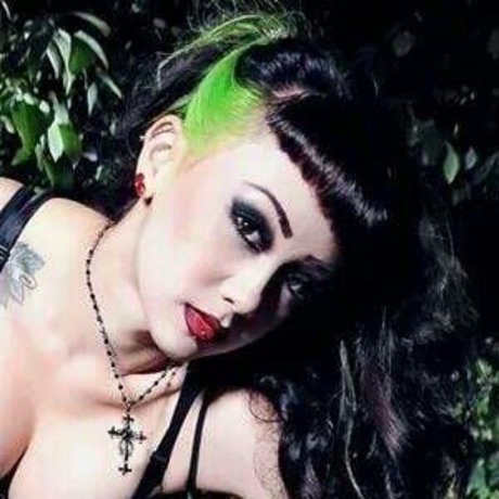 WWE Shotzi adult model pic