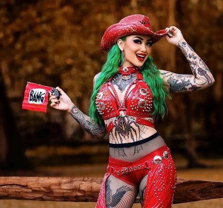 WWE Shotzi adult model pictures