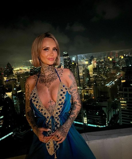 Paulina Paow pornographic star archive