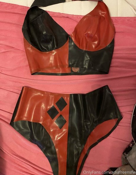 adiafreensfw pretty star pic