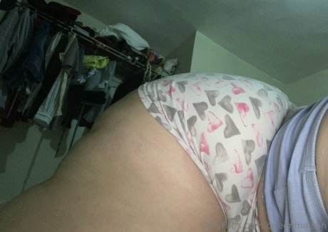 queenmaison perfect pornstar photo