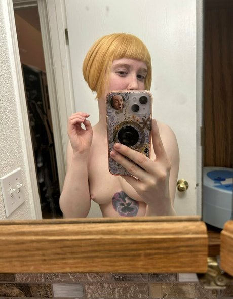 divine femme pornstar nude images