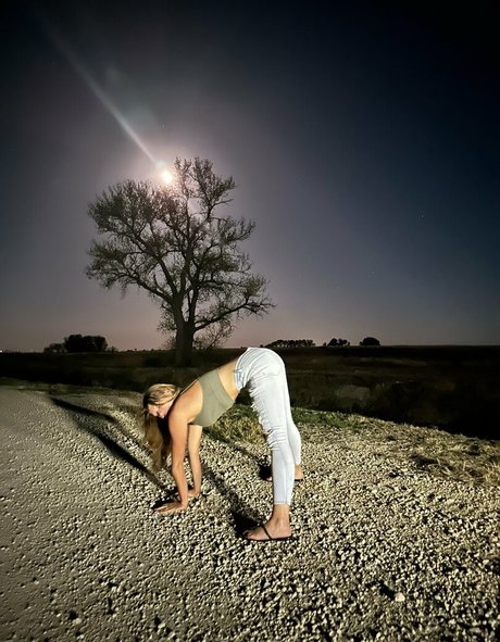 big tits mom onlyfans hot photo