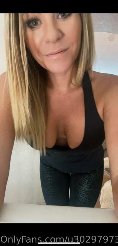 milf feet onlyfans sexy nude photos