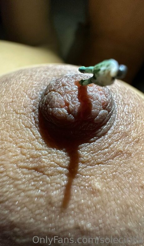 solecirilla model high quality photo