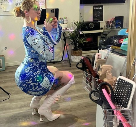 Syren Serene nice actress pic