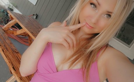 BellaAndersin erotic pornstar archive