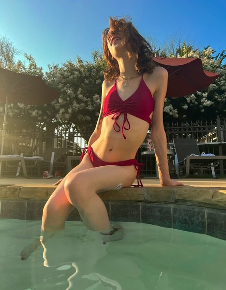 Tomis party pornstar high quality pictures