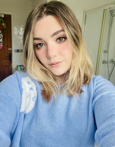 poopernoodle free pornstar img