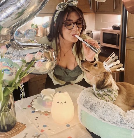 poopernoodle hd actress gallery