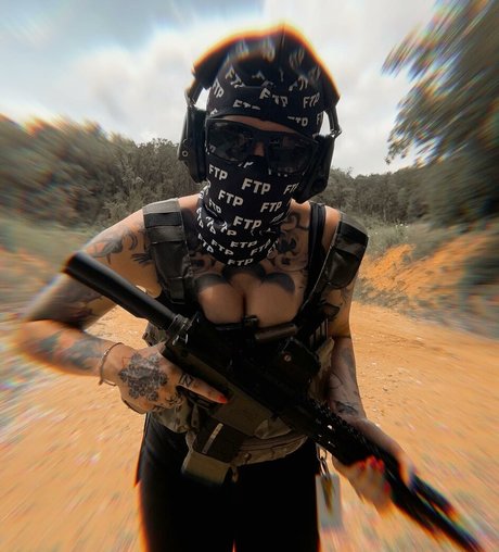 Gun Bunnies beautiful actress image