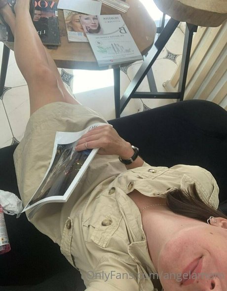 blonde milf big tits onlyfans free naked pictures