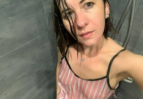 angelamom pornstar exclusive pic