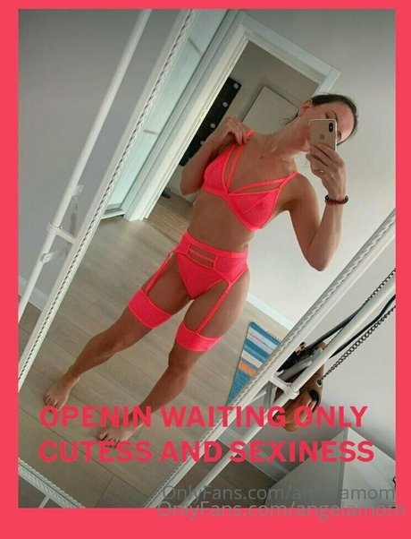 angelamom model sexy gallery