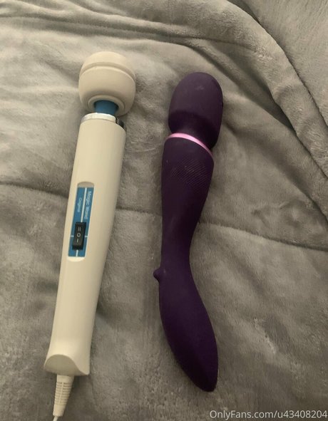 ebony onlyfans pornographic images