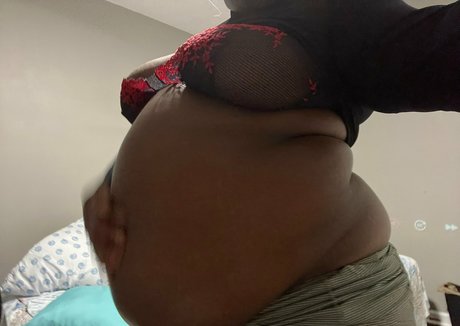 fansly onlyfans pornographic picture