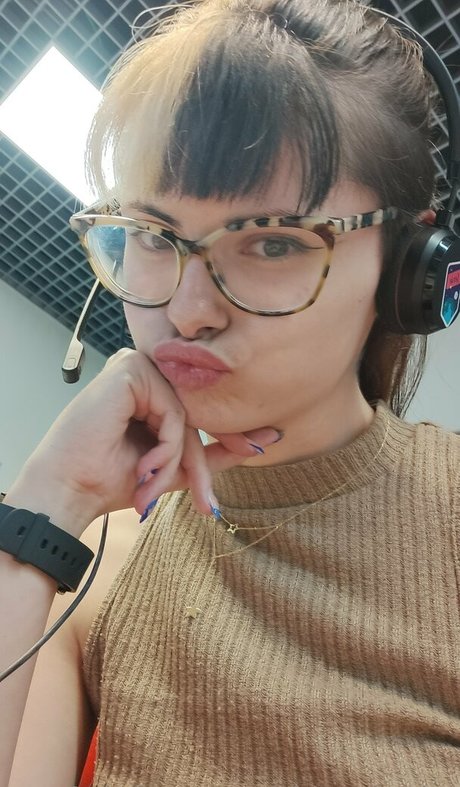 deepthroat teen onlyfans hot naked photos