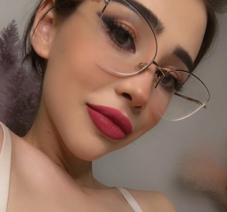 favoritemaria nude star picture