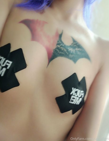 yumializirt art model img