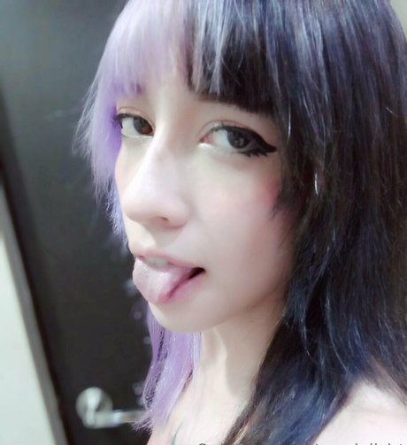 yumializirt free actress photo