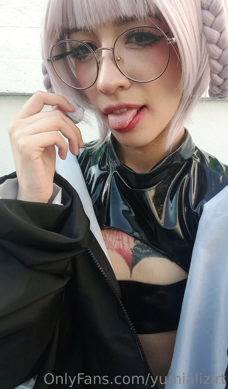 yumializirt hot pornstar pic