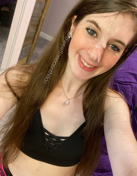 SweetInnocentNikki naked pornstar photo