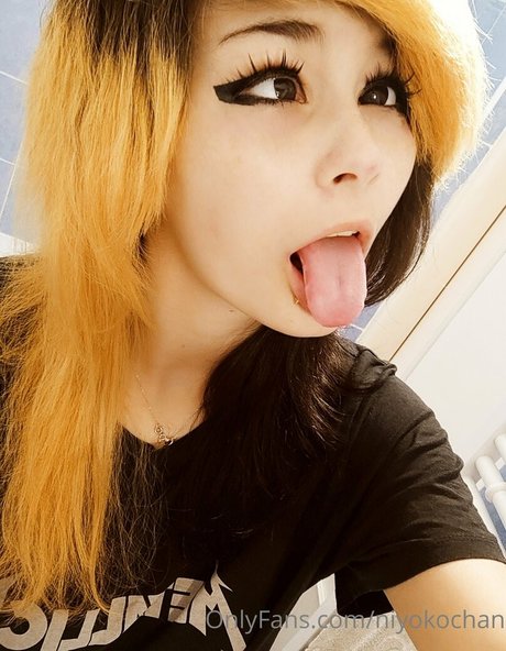 niyokochan nudes pornstar pic