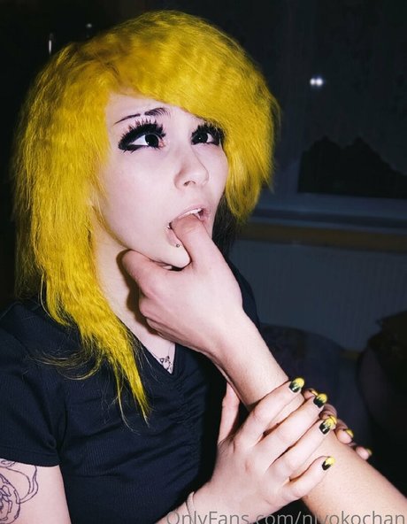 niyokochan star beautiful galleries