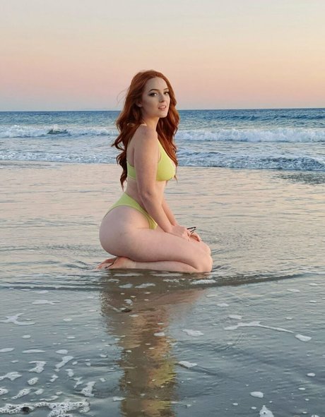 Kaiti Mackenzie beautiful pornstar photos