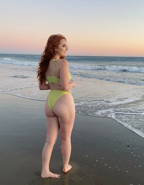 Kaiti Mackenzie xxx model photos