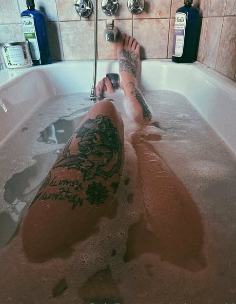 muscular women onlyfans free sex pictures