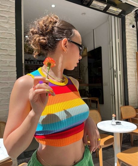 Meltem Koc star hot gallery