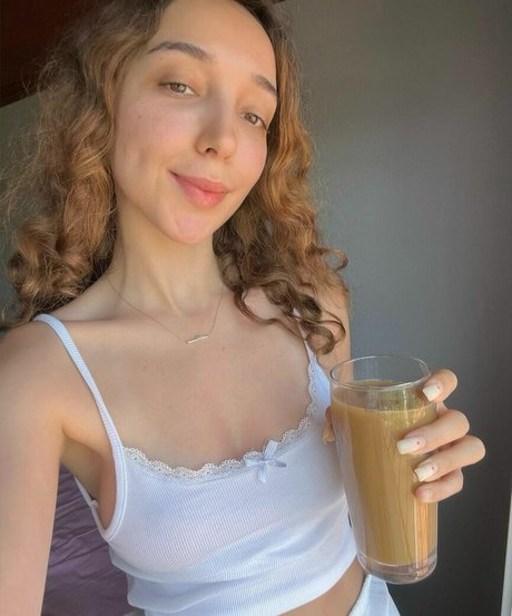 Meltem Koc beautiful star photo