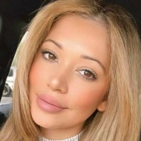 AliRosePB exclusive actress image