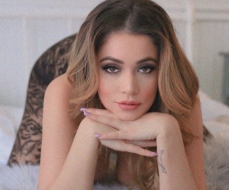 AliRosePB adult model images