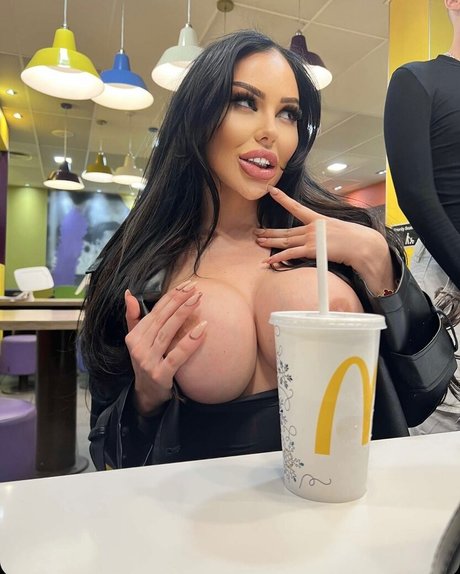 lesbian squirt onlyfans hd pic