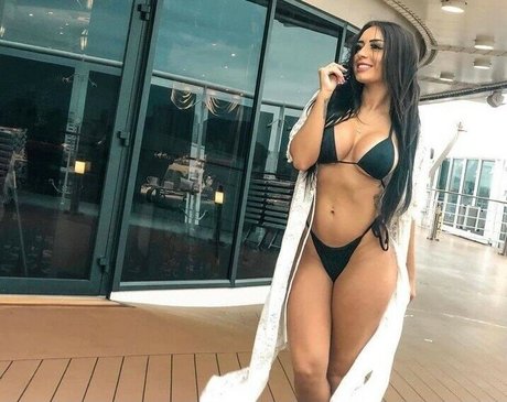 Bruna Corradini sexy star pics