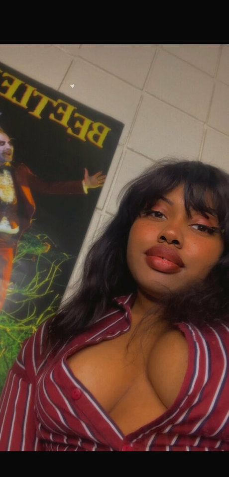 sucking cock onlyfans art xxx pictures