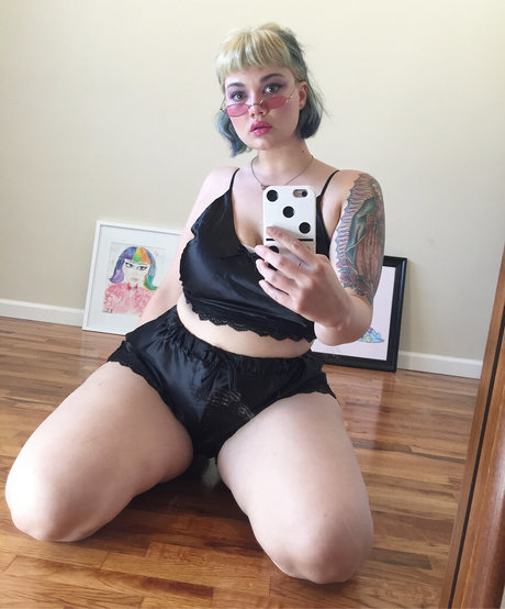 guy onlyfans pretty pictures