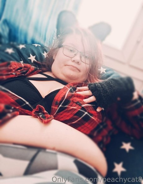 peachycat8 nice actress archive