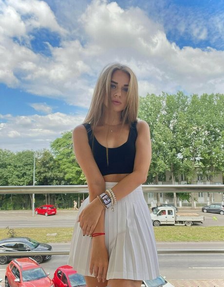 freemelanie model perfect picture