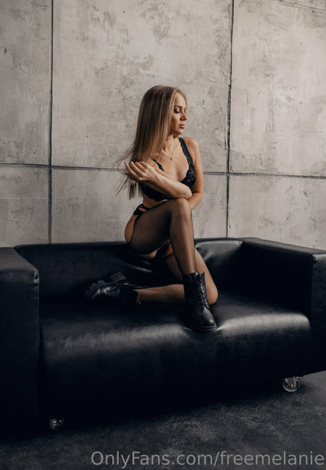 freemelanie model sexy galleries