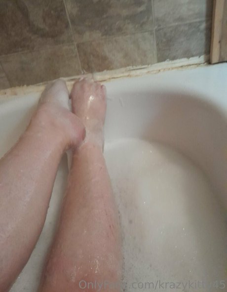 krazykitty45 star naked pic