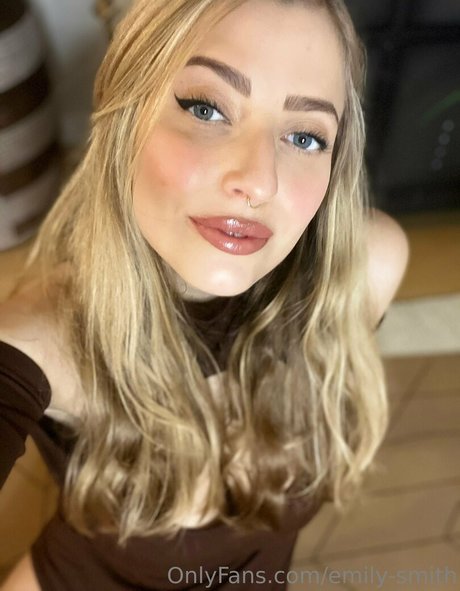 emily smith free star galleries