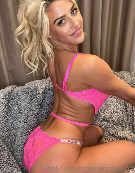 siennadayxo xxx star pic